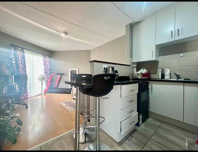 1 BEDROOM PROPERTY TO RENT IN BRYANSTON